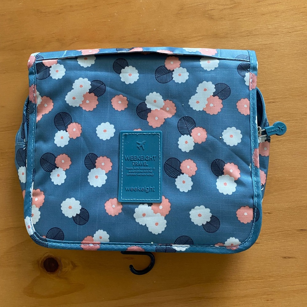 Weekeight Travel Toiletry Bag